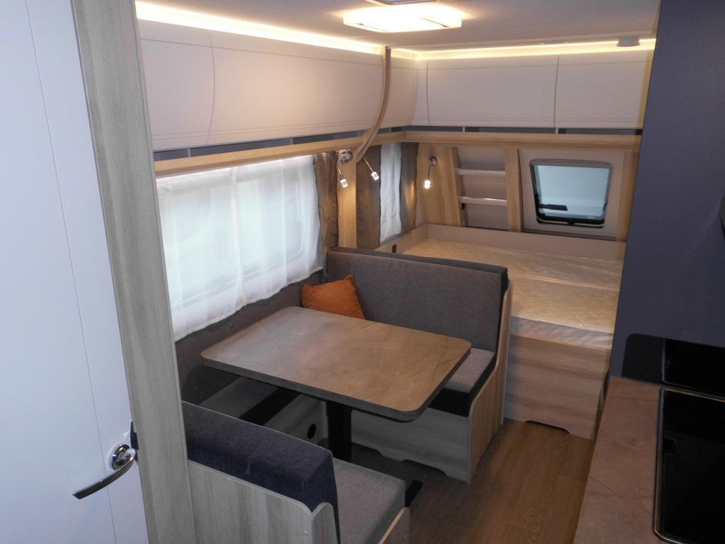 Caravan Hobby De Luxe 490 KMF 2026 GARAGE AUTARK 1800kg.+++: picture 8 Caravan Hobby De Luxe 490 KMF 2026 GARAGE AUTARK 1800kg.+++: picture 8