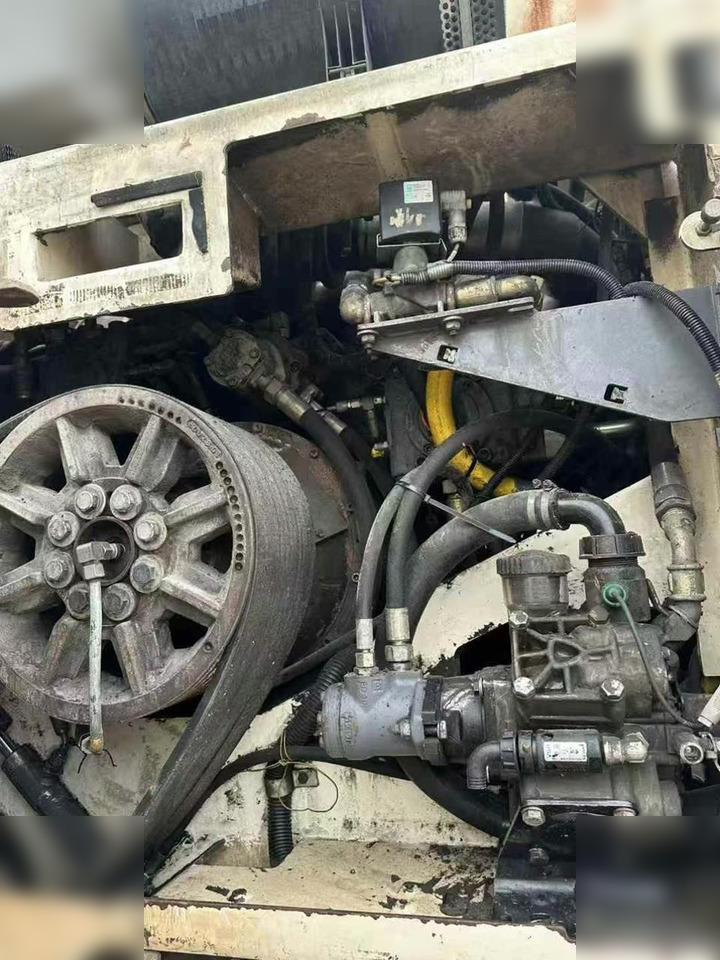 2011 WIRTGEN W2100 - Cold planer: picture 4 2011 WIRTGEN W2100 - Cold planer: picture 4