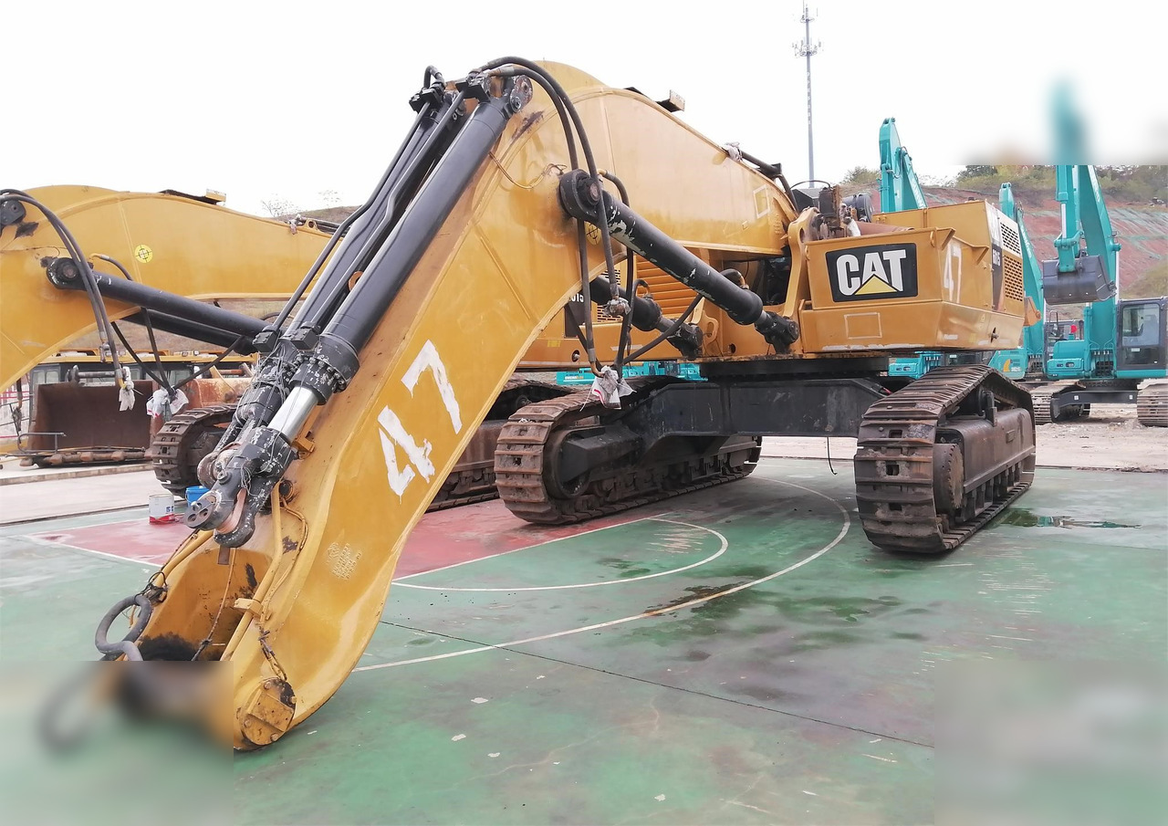 2013 CATERPILLAR 6015 - Crawler excavator: picture 4 2013 CATERPILLAR 6015 - Crawler excavator: picture 4