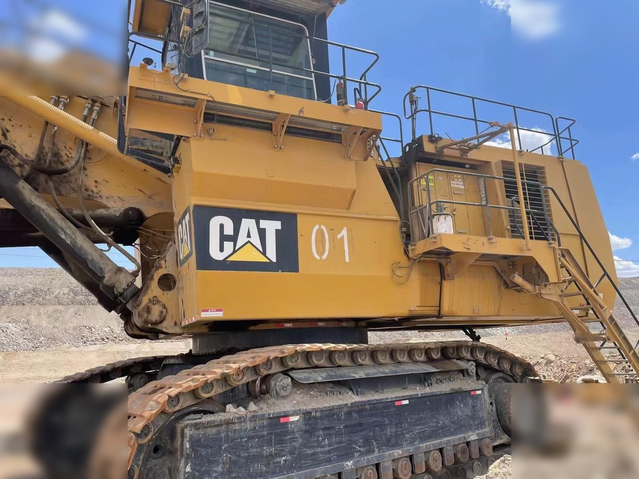 2013 CATERPILLAR 6040ACFS - Crawler excavator: picture 2 2013 CATERPILLAR 6040ACFS - Crawler excavator: picture 2