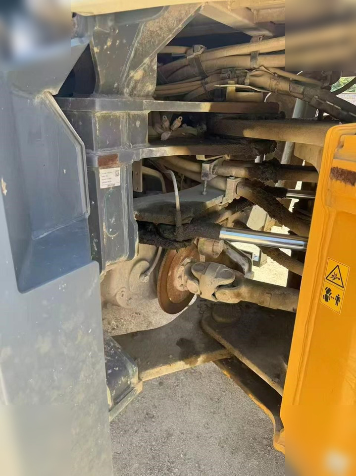 Wheel loader 2020 LIEBHERR L550: picture 10