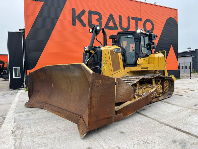 Caterpillar D7E LGP RIPPER / AC - Bulldozer: picture 2 Caterpillar D7E LGP RIPPER / AC - Bulldozer: picture 2