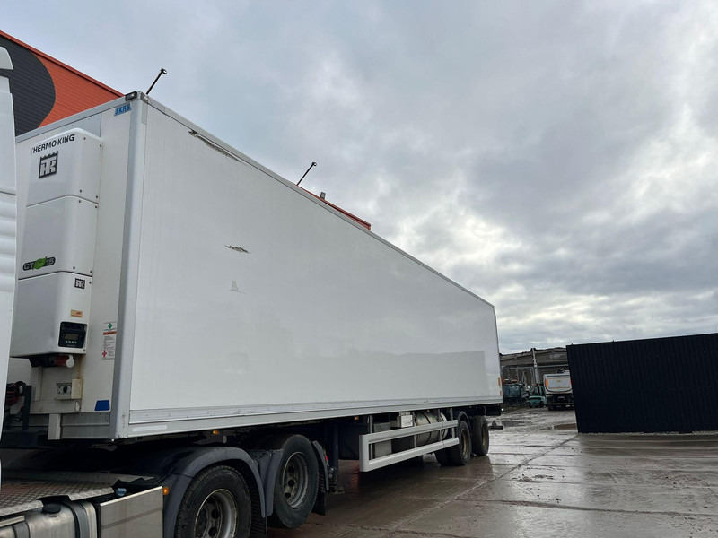 HFR SK20 THERMOKING CT15 / BOX L=13450 mm - Refrigerator semi-trailer: picture 1 HFR SK20 THERMOKING CT15 / BOX L=13450 mm - Refrigerator semi-trailer: picture 1