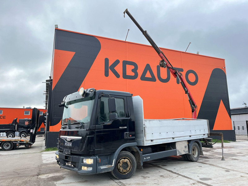 MAN TGL 8.180 4x2 CAB DAMAGE ! / Fassi F28 / PLATFORM L=4366 mm - Dropside/ Flatbed truck, Crane truck: picture 1 MAN TGL 8.180 4x2 CAB DAMAGE ! / Fassi F28 / PLATFORM L=4366 mm - Dropside/ Flatbed truck, Crane truck: picture 1
