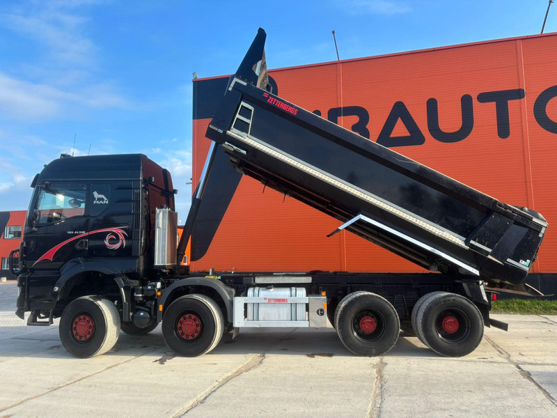 Tipper MAN TGS 41.510 8x8 FULL STEEL / PRITARDER / BOX L=5957 mm: picture 10 Tipper MAN TGS 41.510 8x8 FULL STEEL / PRITARDER / BOX L=5957 mm: picture 10