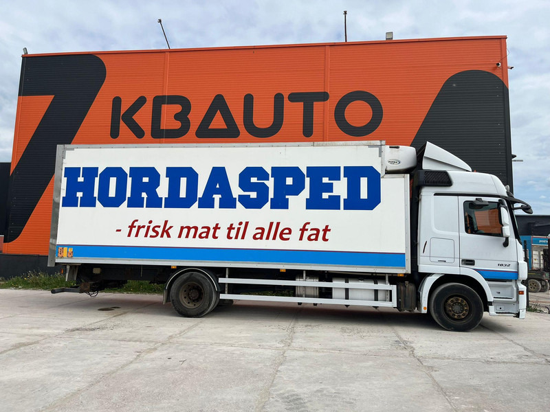 Mercedes-Benz Actros 1832 4x2 SUPRA 850 Mt / BOX L=8226 mm - Refrigerator truck: picture 5 Mercedes-Benz Actros 1832 4x2 SUPRA 850 Mt / BOX L=8226 mm - Refrigerator truck: picture 5