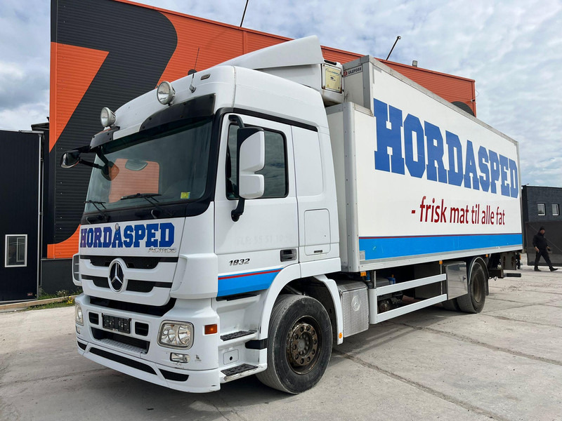 Mercedes-Benz Actros 1832 4x2 SUPRA 850 Mt / BOX L=8226 mm - Refrigerator truck: picture 2 Mercedes-Benz Actros 1832 4x2 SUPRA 850 Mt / BOX L=8226 mm - Refrigerator truck: picture 2