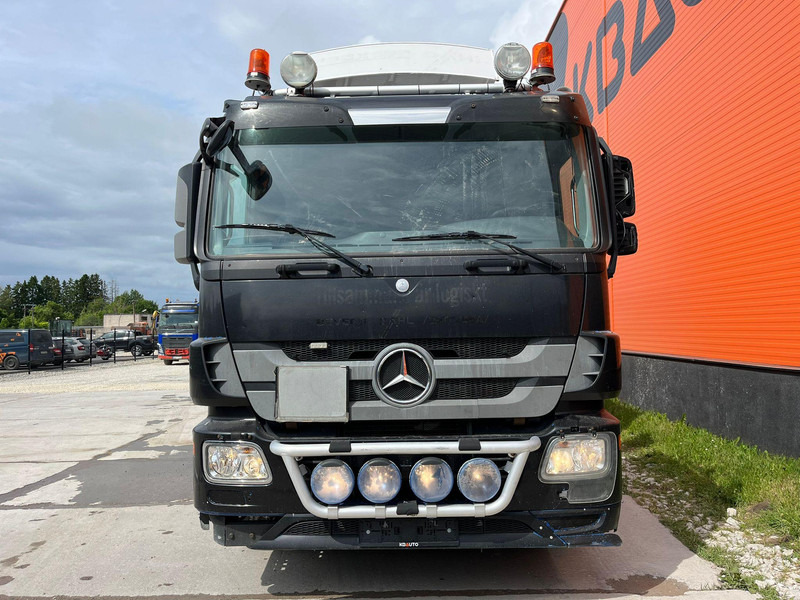 Mercedes-Benz Actros 2536 6x2*4 FOR SALE AS CHASSIS - Cab chassis truck: picture 2 Mercedes-Benz Actros 2536 6x2*4 FOR SALE AS CHASSIS - Cab chassis truck: picture 2