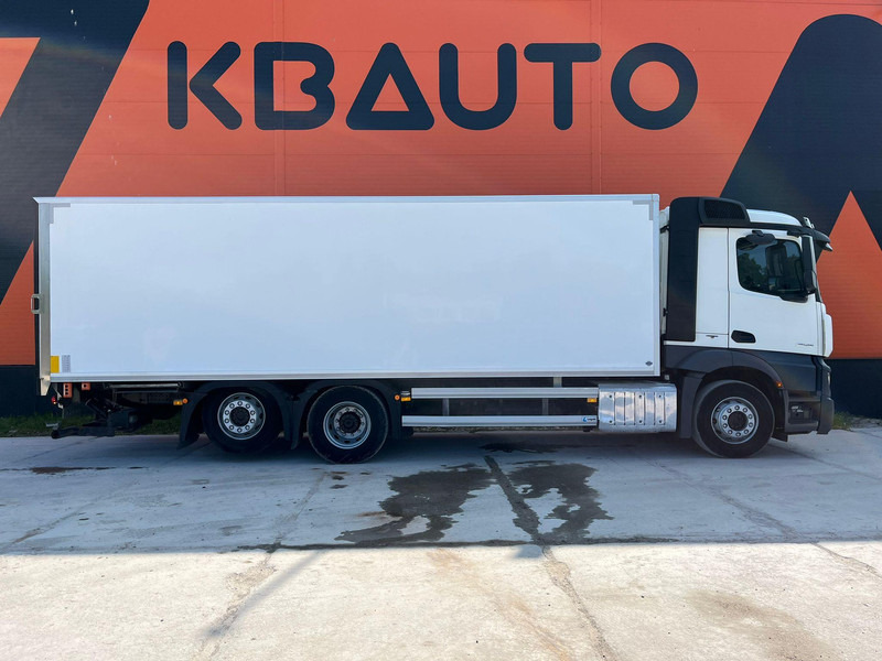Mercedes-Benz Actros 2545 6x2 BOX L=7526 mm - Box truck: picture 4 Mercedes-Benz Actros 2545 6x2 BOX L=7526 mm - Box truck: picture 4