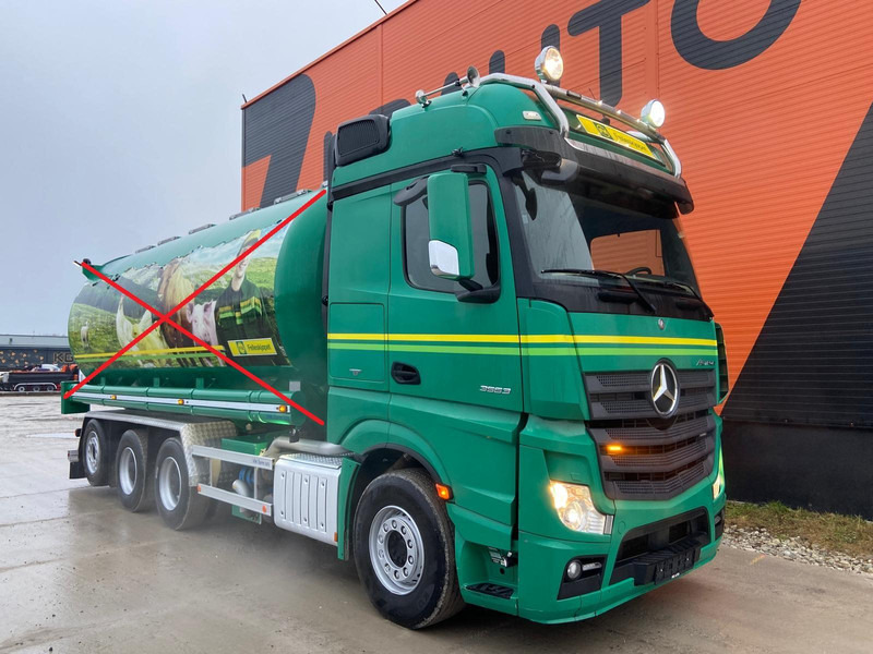 Mercedes-Benz Actros 3563 8x4*4 FOR SALE AS CHASSIS ! / RETARDER - Cab chassis truck: picture 3 Mercedes-Benz Actros 3563 8x4*4 FOR SALE AS CHASSIS ! / RETARDER - Cab chassis truck: picture 3