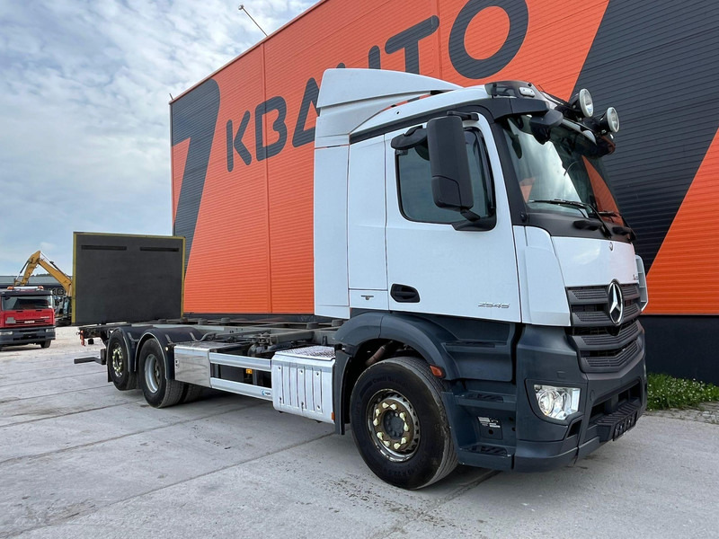 Mercedes-Benz Antos 2545 6x2*4 RETARDER / CHASSIS L=7826 mm - Cab chassis truck: picture 3 Mercedes-Benz Antos 2545 6x2*4 RETARDER / CHASSIS L=7826 mm - Cab chassis truck: picture 3