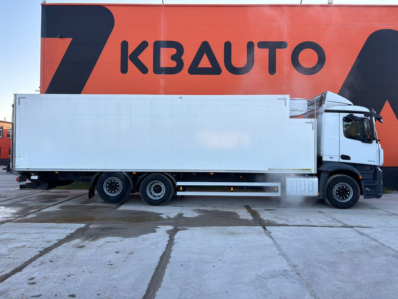 Mercedes-Benz Antos 2545 6x2*4 SUPRA 850 / BOX L=9489 mm / LOW MILEAGE ! - Refrigerator truck: picture 4 Mercedes-Benz Antos 2545 6x2*4 SUPRA 850 / BOX L=9489 mm / LOW MILEAGE ! - Refrigerator truck: picture 4