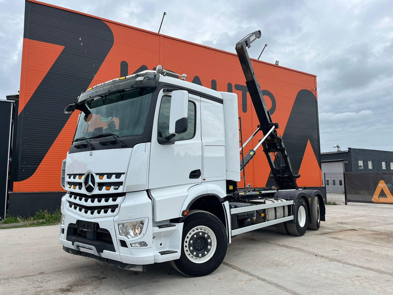 Mercedes-Benz Arocs 2542 6x2*4 JOAB 20 ton / L=5400 mm - Hook lift truck: picture 2 Mercedes-Benz Arocs 2542 6x2*4 JOAB 20 ton / L=5400 mm - Hook lift truck: picture 2