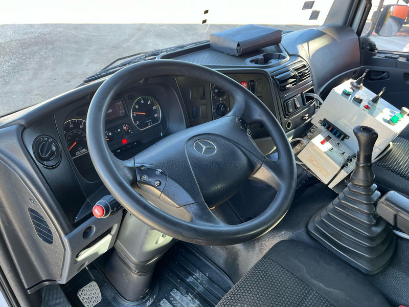 Interior photo 1: Tipper Mercedes-Benz Axor 1824 4x4 POSSIBLE TO BUY WITH SPREADER & FRONT PLOW