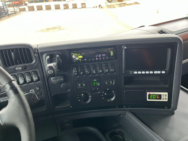 Livestock truck Scania G 480 6x2*4 BOX L=9212 mm / COOLANT LEAKAGE ON 3 RD CYLINDER: picture 19 Livestock truck Scania G 480 6x2*4 BOX L=9212 mm / COOLANT LEAKAGE ON 3 RD CYLINDER: picture 19