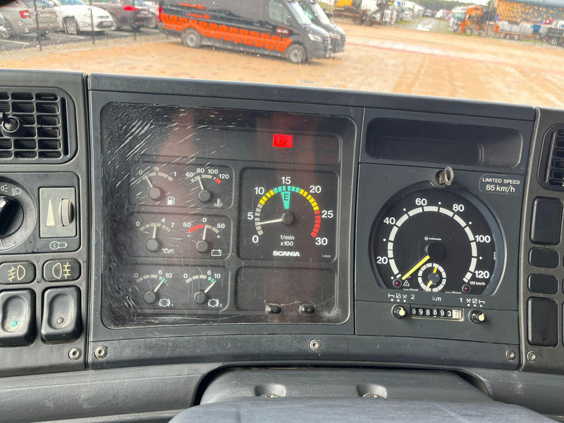 Vacuum truck Scania P 94 4x2 TANK 9000 I + 1200 l / VACUUM Jurop PR150 / PRESSURE Pratissoli 150 bar / 102 l/min: picture 18 Vacuum truck Scania P 94 4x2 TANK 9000 I + 1200 l / VACUUM Jurop PR150 / PRESSURE Pratissoli 150 bar / 102 l/min: picture 18