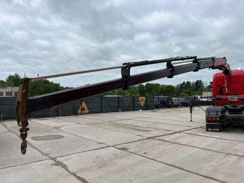 Dropside/ Flatbed truck, Crane truck Scania R 560 6x2 HMF2220 K4 / RETARDER: picture 9