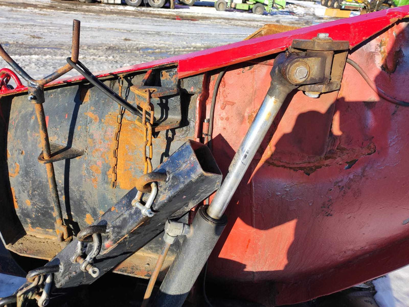 Svedala ARBRÅ HYDRAULIC STRAIGHT SNOW PLOW / LUMESAHK - Snow removal vehicle: picture 5 Svedala ARBRÅ HYDRAULIC STRAIGHT SNOW PLOW / LUMESAHK - Snow removal vehicle: picture 5