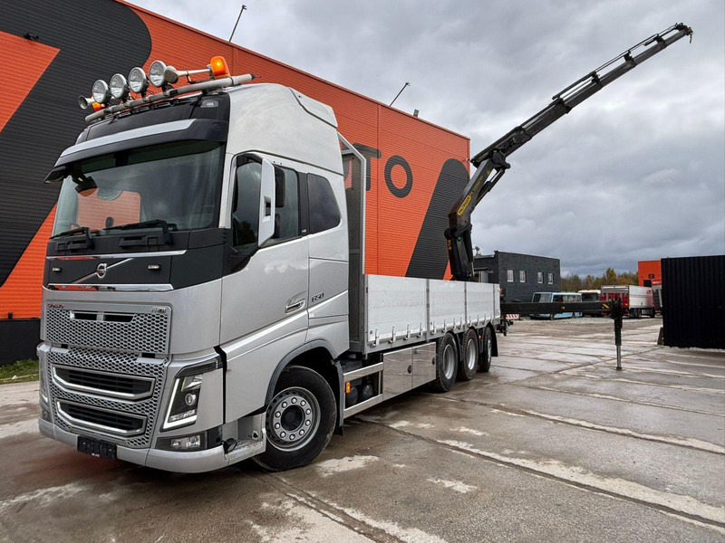 Volvo FH 16 650 8x4*4 PK 33002 EH / PLATFORM L=6779 mm - Dropside/ Flatbed truck, Crane truck: picture 1 Volvo FH 16 650 8x4*4 PK 33002 EH / PLATFORM L=6779 mm - Dropside/ Flatbed truck, Crane truck: picture 1