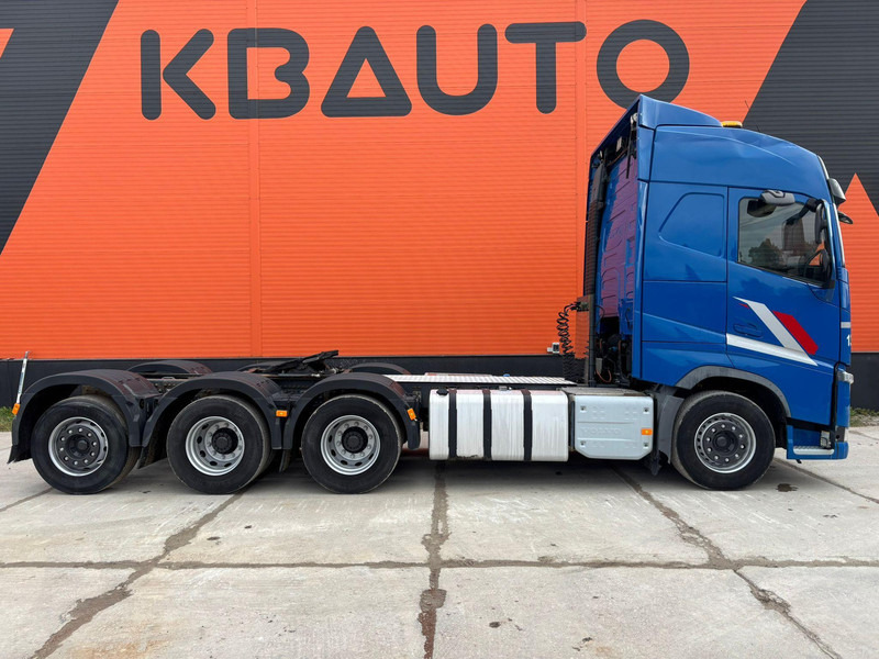 Volvo FH 500 8x4*4 FOR SALE AS CHASSIS / GCW 70 ton / PTO / CHASSIS L=6420 mm - Cab chassis truck: picture 5 Volvo FH 500 8x4*4 FOR SALE AS CHASSIS / GCW 70 ton / PTO / CHASSIS L=6420 mm - Cab chassis truck: picture 5