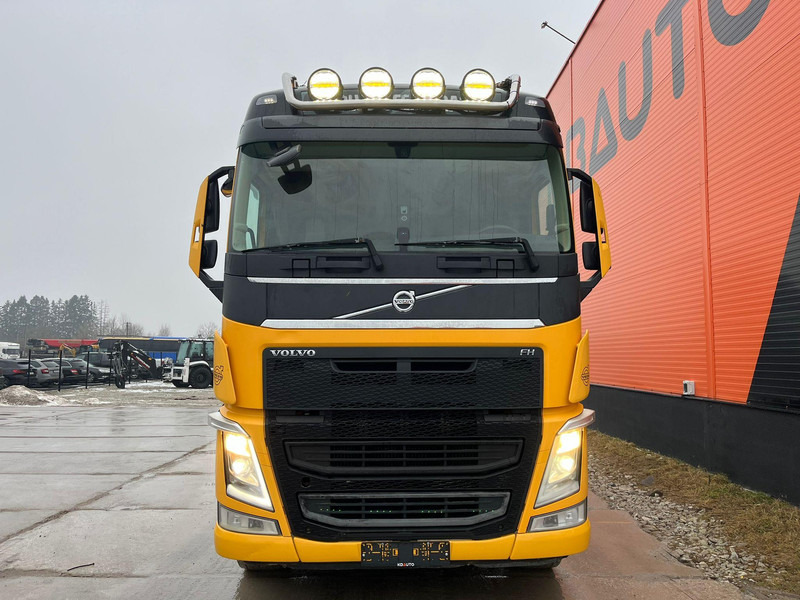Volvo FH 500 8x4*4 Hiab 96ST 97 - Timber truck, Crane truck: picture 3 Volvo FH 500 8x4*4 Hiab 96ST 97 - Timber truck, Crane truck: picture 3