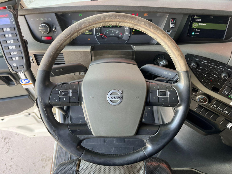 Hook lift truck Volvo FH 540 6x4 HIAB 21 ton / L=5600 mm / RETARDER / TANDEM AXLE LIFT: picture 16