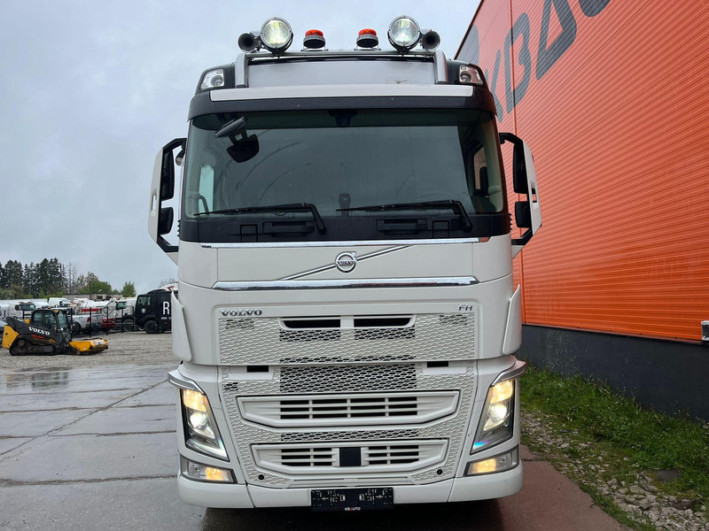 Volvo FH 540 6x4 HIAB 21 ton / L=5600 mm / RETARDER / TANDEM AXLE LIFT - Hook lift truck: picture 3 Volvo FH 540 6x4 HIAB 21 ton / L=5600 mm / RETARDER / TANDEM AXLE LIFT - Hook lift truck: picture 3