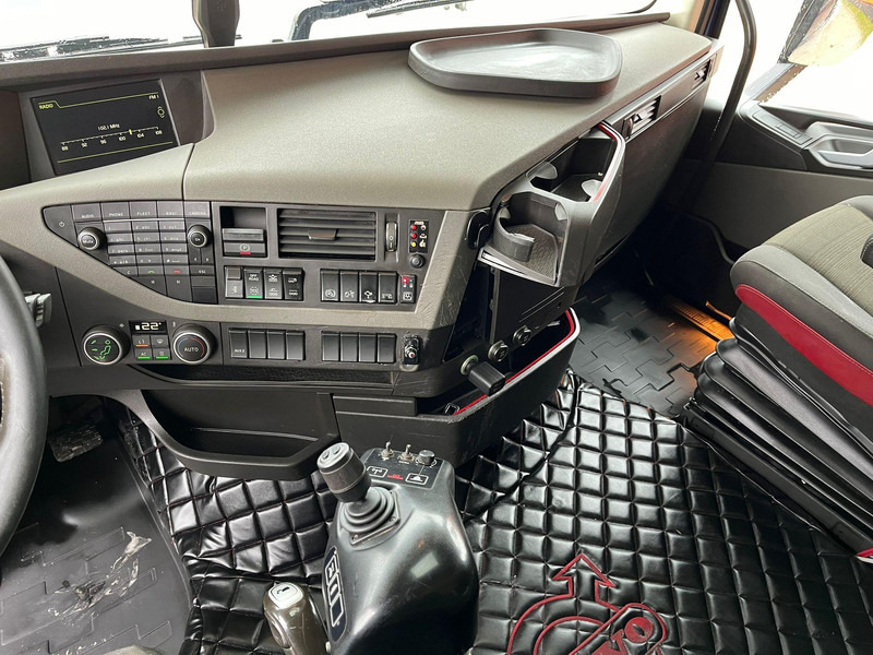 Hook lift truck Volvo FH 540 8x4*4 JOAB L 24 ton / L=5950 mm: picture 19