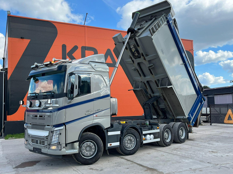 Volvo FH 540 8x4 HYDRAULIC TENT / RETARDER / TANDEM AXLE LIFT - Tipper: picture 2 Volvo FH 540 8x4 HYDRAULIC TENT / RETARDER / TANDEM AXLE LIFT - Tipper: picture 2
