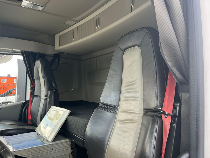 Tipper Volvo FH 540 8x4 RETARDER / TANDEM AXLE LIFT / BOX L=5501 mm: picture 19