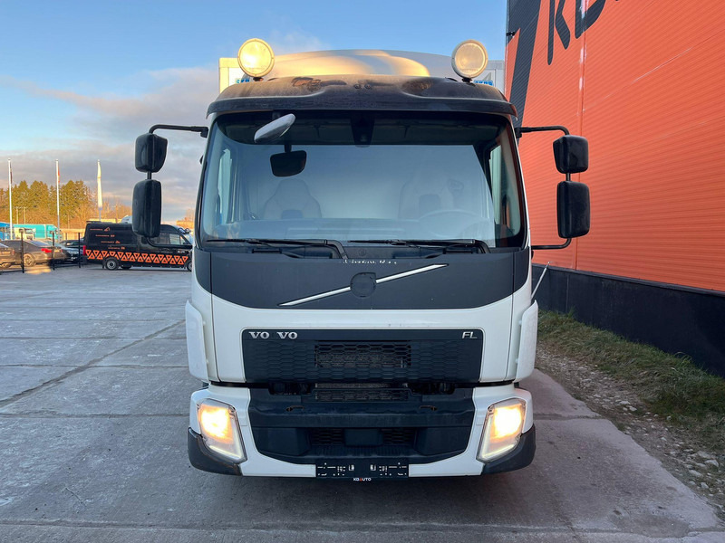 Volvo FL 250 4x2 THERMOKING R452A / BOX L=8175 mm - Refrigerator truck: picture 3 Volvo FL 250 4x2 THERMOKING R452A / BOX L=8175 mm - Refrigerator truck: picture 3