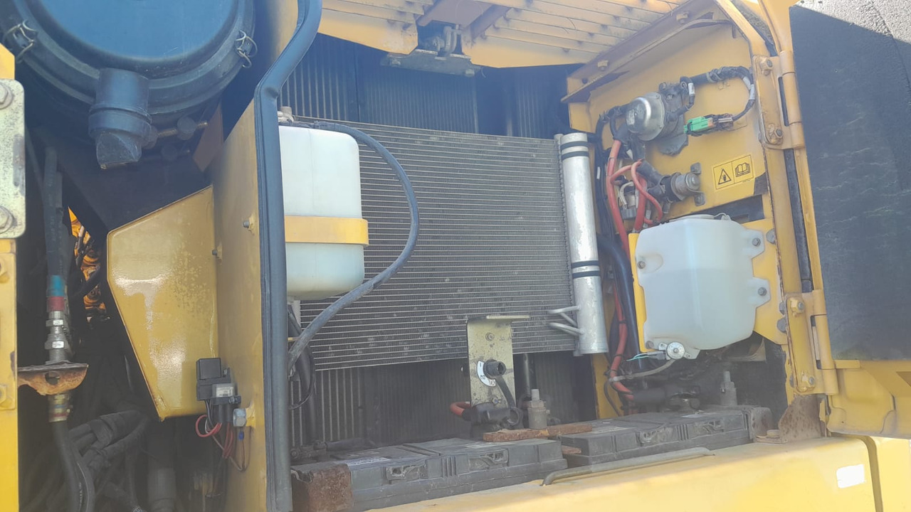Wheel excavator KOMATSU PW 140-7: picture 12