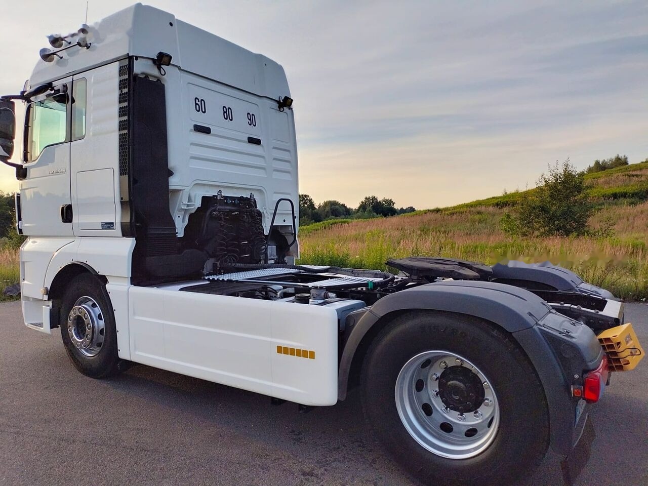 MAN TGX 18.480 - Tractor unit: picture 4 MAN TGX 18.480 - Tractor unit: picture 4