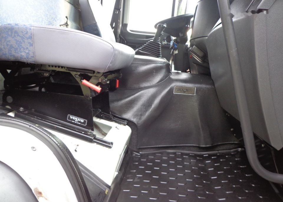 Cab chassis truck Volvo FL 19.250: picture 7