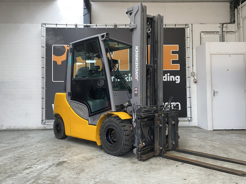 Jungheinrich TFG435s - LPG forklift: picture 1 Jungheinrich TFG435s - LPG forklift: picture 1