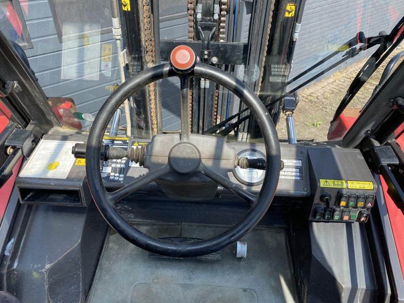 Manitou M 30-4 ST3B ST3B - Rough terrain forklift: picture 5 Manitou M 30-4 ST3B ST3B - Rough terrain forklift: picture 5