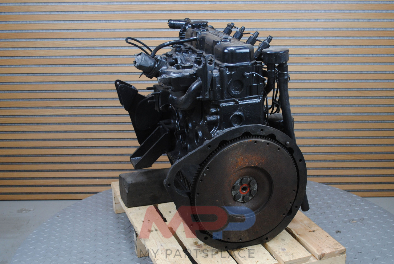 Mitsubishi Cilinderkop Mitsubishi S3L2 - Engine: picture 1 Mitsubishi Cilinderkop Mitsubishi S3L2 - Engine: picture 1