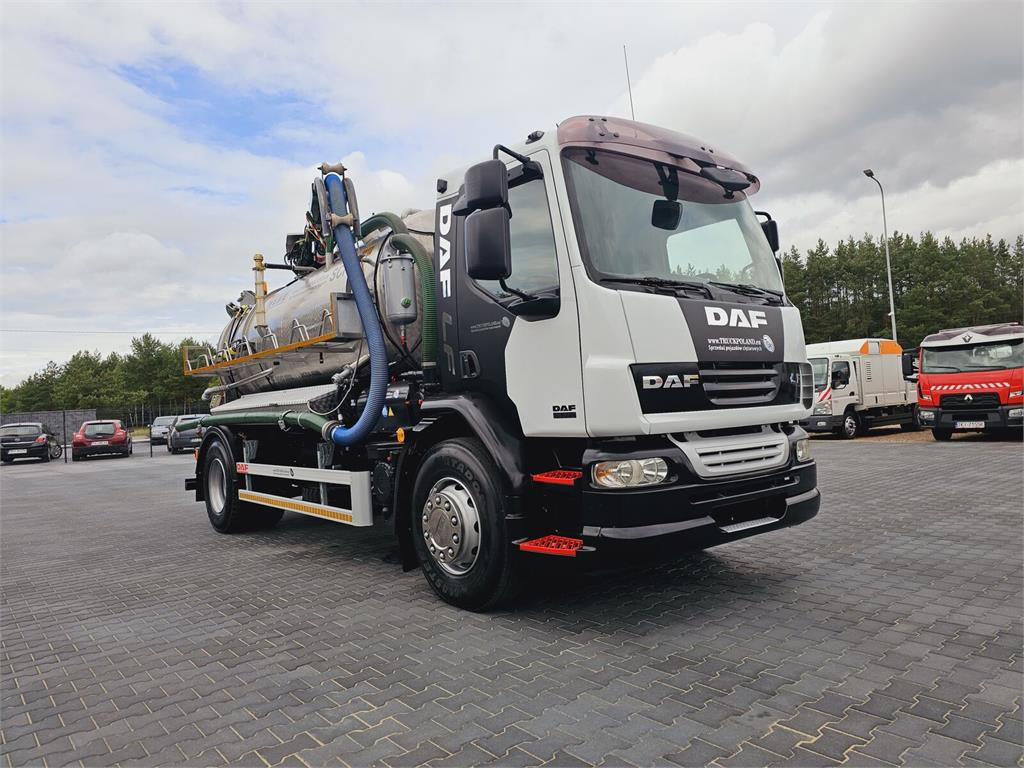 DAF WUKO SCK-4HW for collecting waste liquid separator - Vacuum truck: picture 2 DAF WUKO SCK-4HW for collecting waste liquid separator - Vacuum truck: picture 2