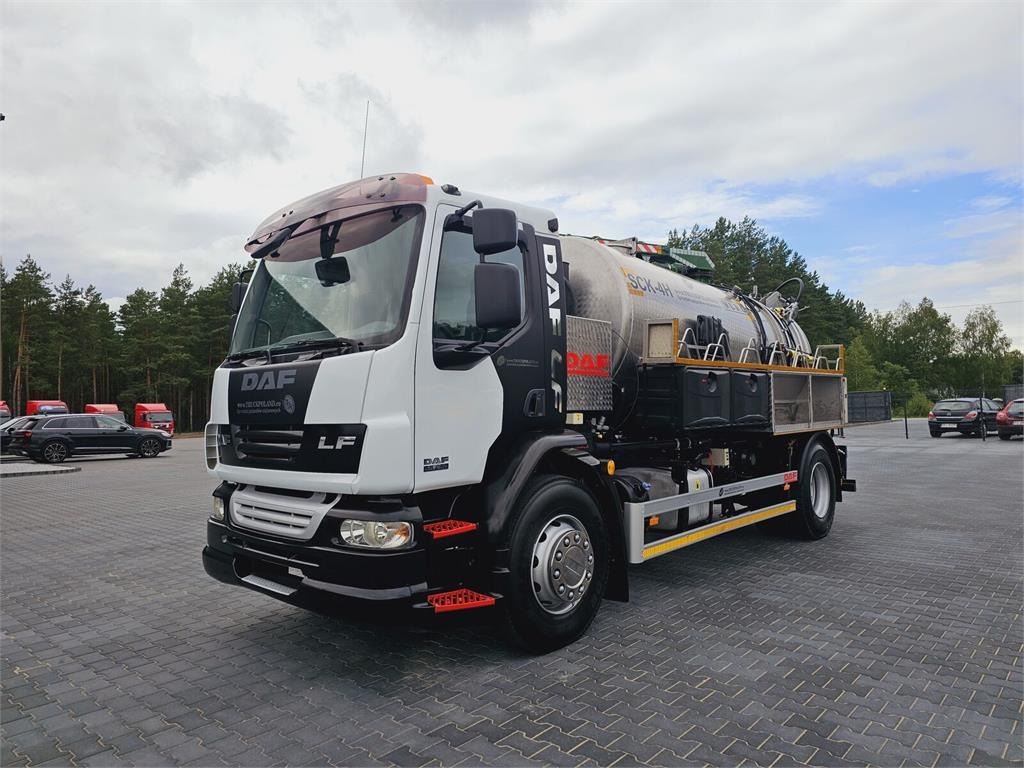 DAF WUKO SCK-4HW for collecting waste liquid separator - Vacuum truck: picture 3 DAF WUKO SCK-4HW for collecting waste liquid separator - Vacuum truck: picture 3