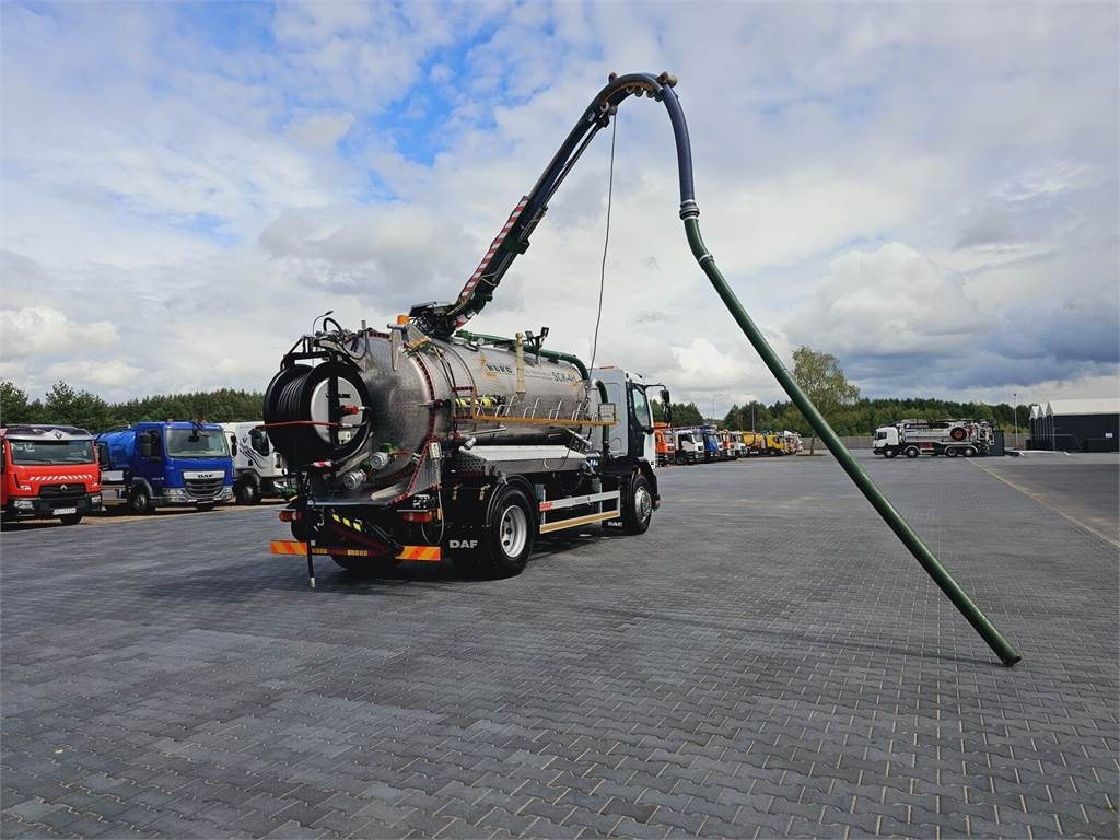 Vacuum truck DAF WUKO SCK-4HW for collecting waste liquid separator: picture 7