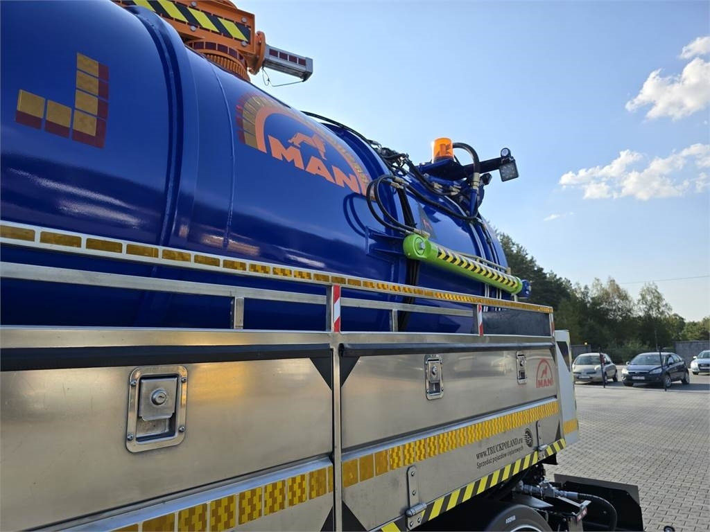 Leasing of MAN TGM 4x4 GAMON PW8 for collecting liquid waste sepa  MAN TGM 4x4 GAMON PW8 for collecting liquid waste sepa: picture 15 Leasing of MAN TGM 4x4 GAMON PW8 for collecting liquid waste sepa  MAN TGM 4x4 GAMON PW8 for collecting liquid waste sepa: picture 15