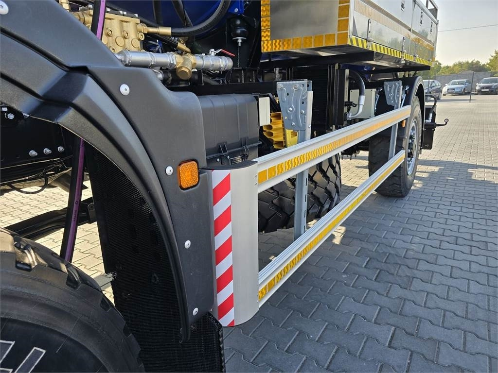 Leasing of MAN TGM 4x4 GAMON PW8 for collecting liquid waste sepa  MAN TGM 4x4 GAMON PW8 for collecting liquid waste sepa: picture 12 Leasing of MAN TGM 4x4 GAMON PW8 for collecting liquid waste sepa  MAN TGM 4x4 GAMON PW8 for collecting liquid waste sepa: picture 12