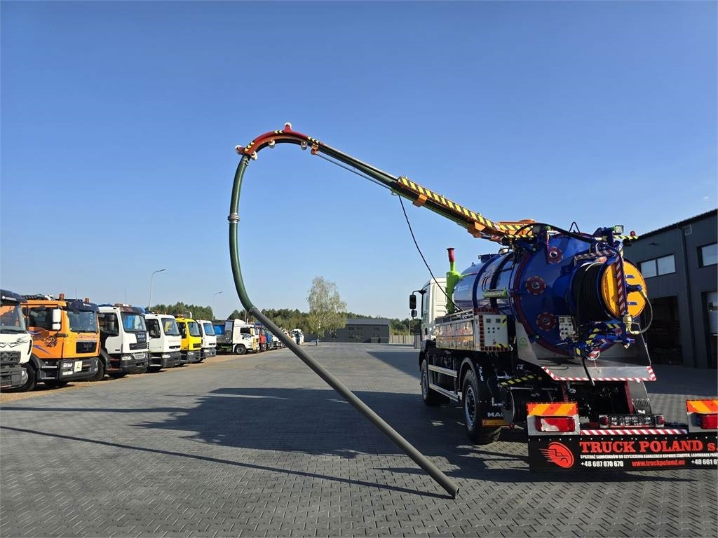 Leasing of MAN TGM 4x4 GAMON PW8 for collecting liquid waste sepa  MAN TGM 4x4 GAMON PW8 for collecting liquid waste sepa: picture 33 Leasing of MAN TGM 4x4 GAMON PW8 for collecting liquid waste sepa  MAN TGM 4x4 GAMON PW8 for collecting liquid waste sepa: picture 33