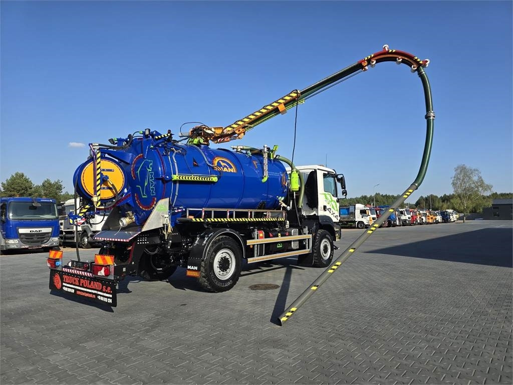 Leasing of MAN TGM 4x4 GAMON PW8 for collecting liquid waste sepa  MAN TGM 4x4 GAMON PW8 for collecting liquid waste sepa: picture 30 Leasing of MAN TGM 4x4 GAMON PW8 for collecting liquid waste sepa  MAN TGM 4x4 GAMON PW8 for collecting liquid waste sepa: picture 30