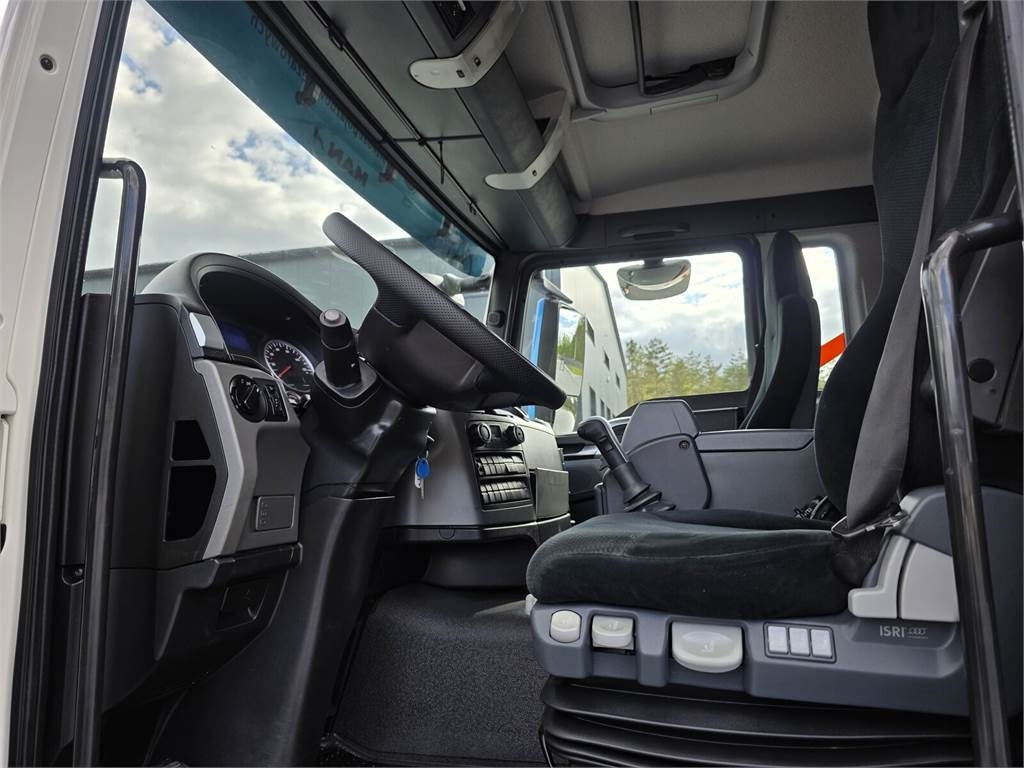 Vacuum truck MAN WUKO KAISER EUR-MARK PKL 7.9 FOR CLEANING SEWAGE E: picture 47 Vacuum truck MAN WUKO KAISER EUR-MARK PKL 7.9 FOR CLEANING SEWAGE E: picture 47