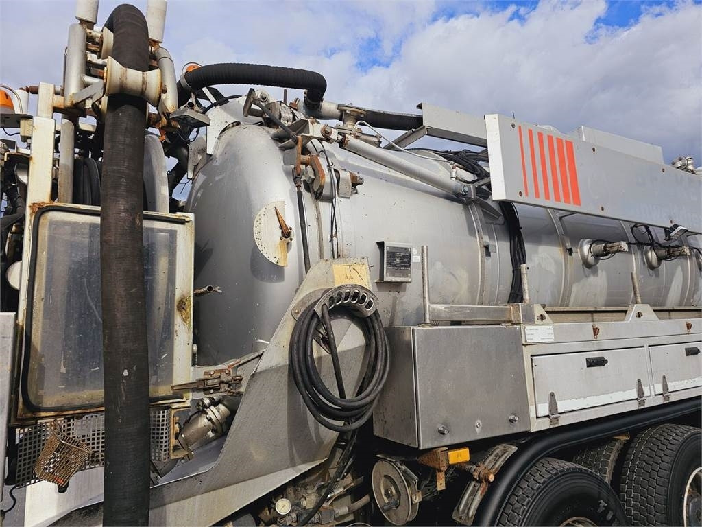 Leasing of Mercedes-Benz WUKO KROLL COMBI FOR SEWER CLEANING  Mercedes-Benz WUKO KROLL COMBI FOR SEWER CLEANING: picture 17