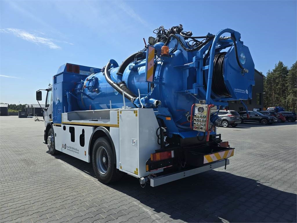 Renault WUKO RIVARD for collecting liquid waste - Vacuum truck: picture 5 Renault WUKO RIVARD for collecting liquid waste - Vacuum truck: picture 5