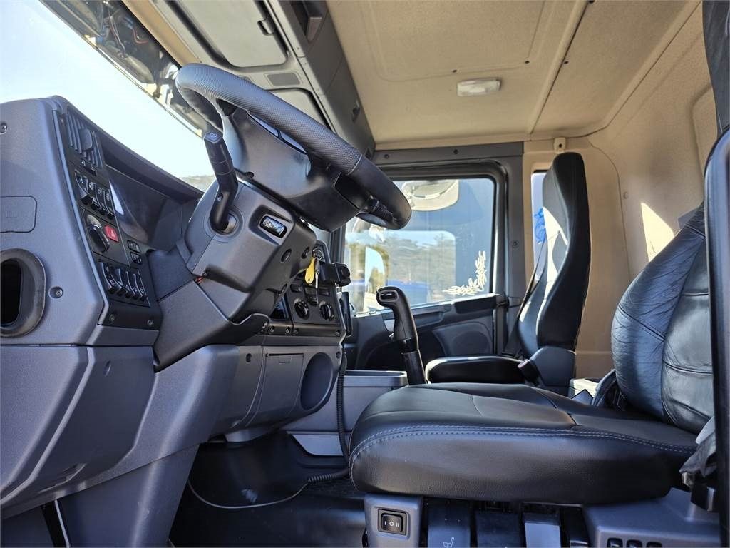 Leasing of  Scania Larsen FlexVac 311 Vacuum suction loader Scania Larsen FlexVac 311 Vacuum suction loader: picture 32