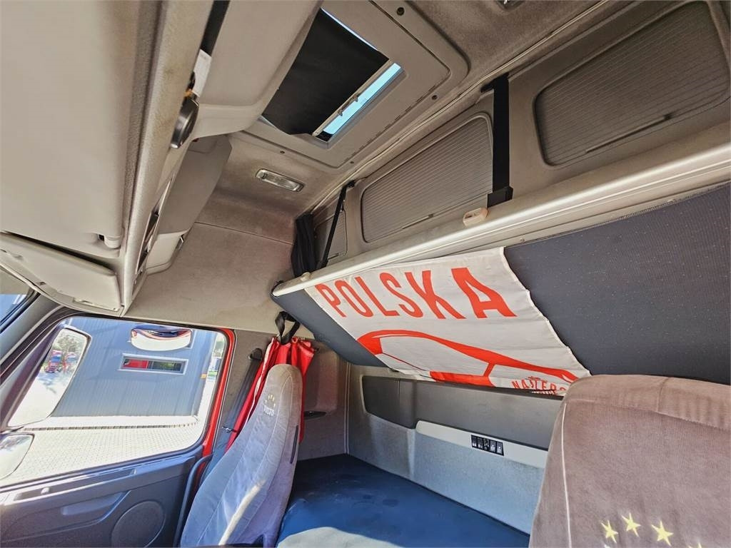 Leasing of Volvo FH13 XXL MANUAL 420 EURO 5 2011 r MEGA LOW DECK  Volvo FH13 XXL MANUAL 420 EURO 5 2011 r MEGA LOW DECK: picture 21 Leasing of Volvo FH13 XXL MANUAL 420 EURO 5 2011 r MEGA LOW DECK  Volvo FH13 XXL MANUAL 420 EURO 5 2011 r MEGA LOW DECK: picture 21