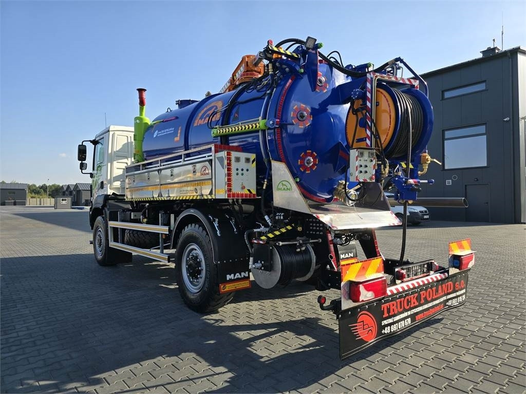 MAN TGM 4x4 GAMON PW8 for collecting liquid waste sepa  - Utility/ Special vehicle: picture 5 MAN TGM 4x4 GAMON PW8 for collecting liquid waste sepa  - Utility/ Special vehicle: picture 5